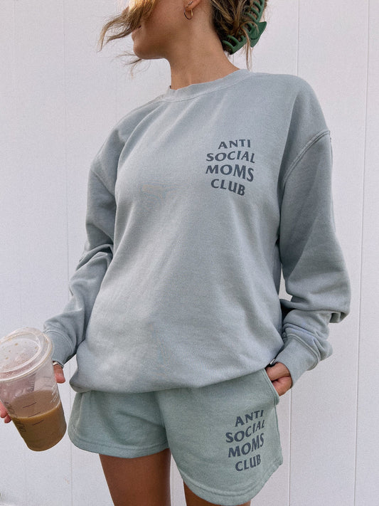 ANTISOCIAL MOMS CREWNECK