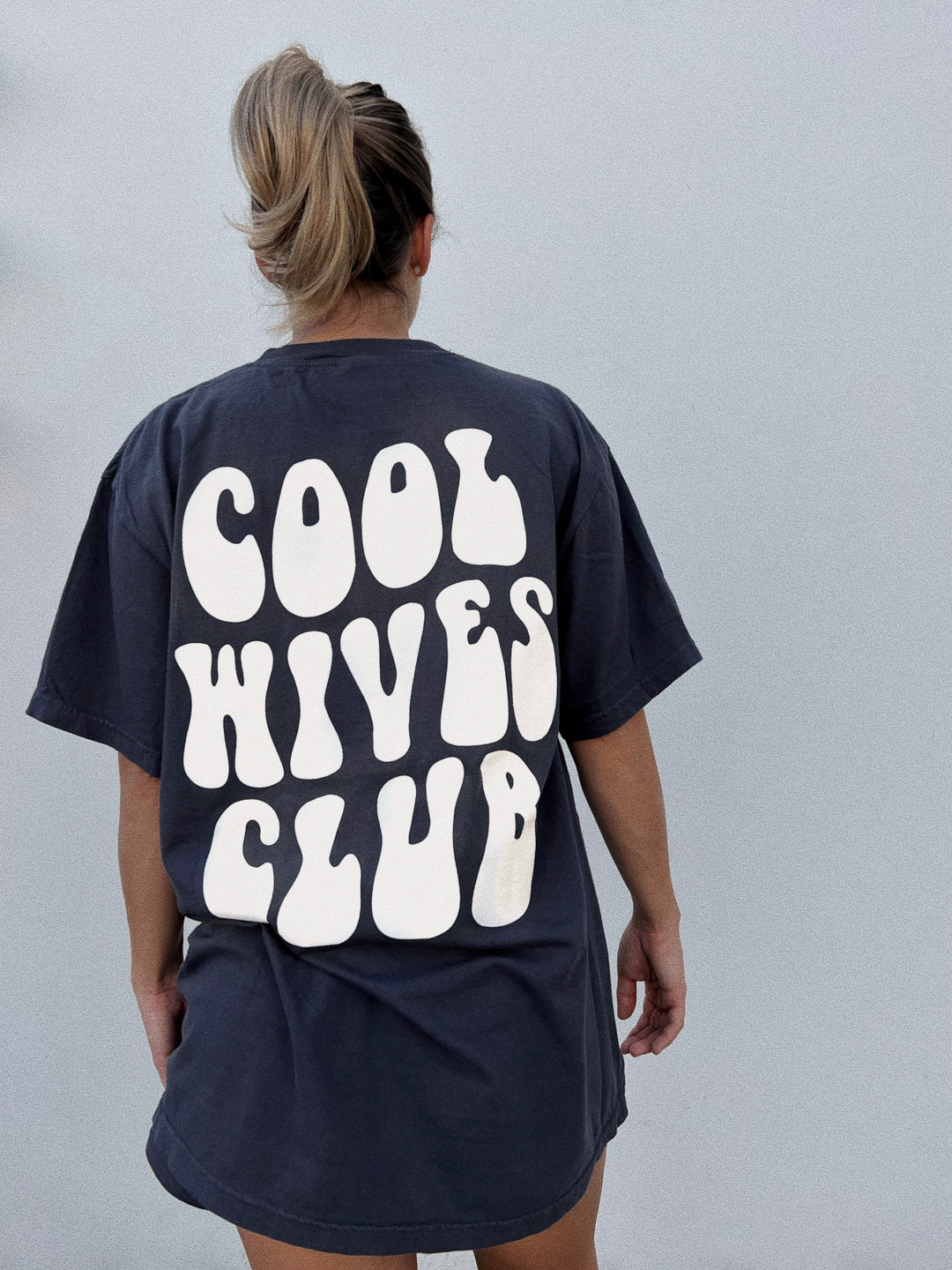 COOL WIVES CLUB TEE