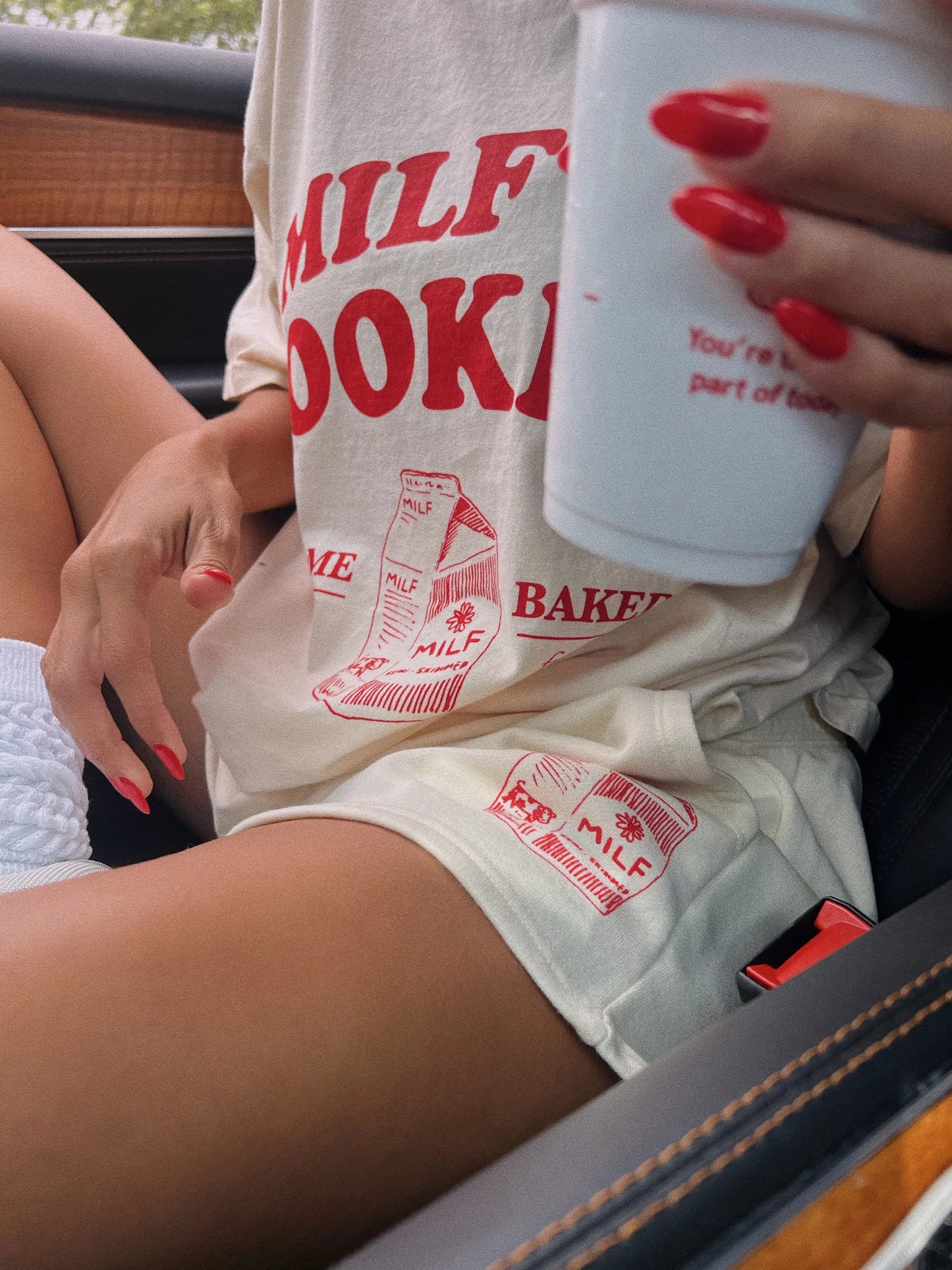 MILF `N`COOKIES TEE